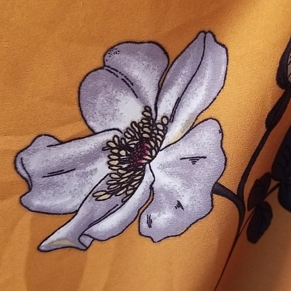 VEGAN ROMANTICS Fall Blouse - Picture 4 of 7